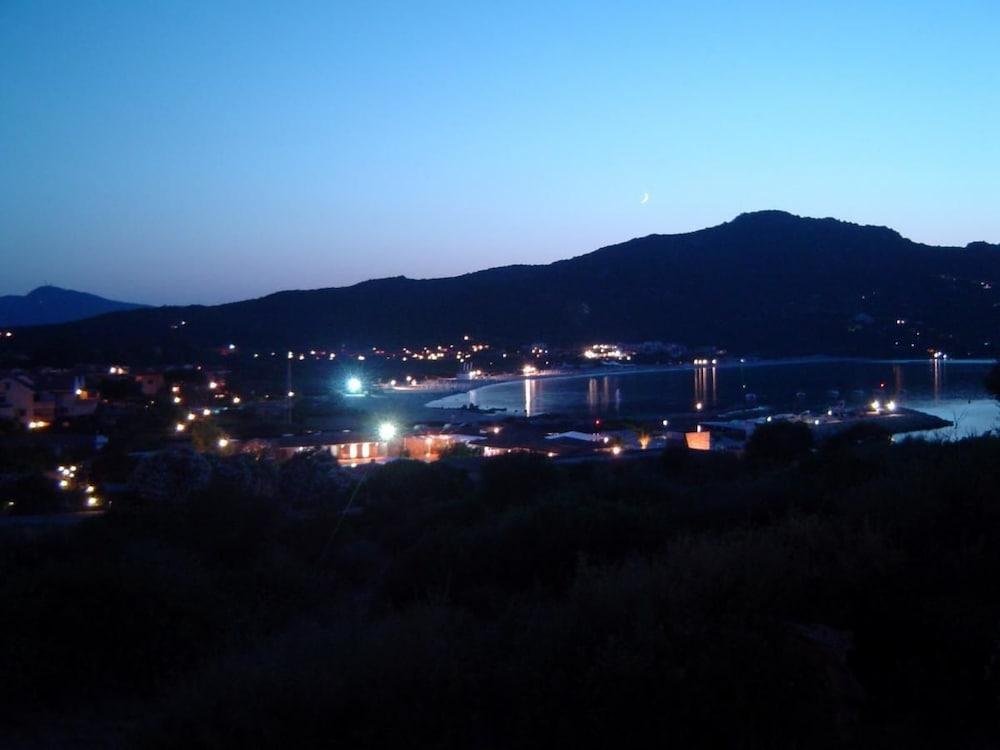 Le Corti Di Marinella Aparthotel 3*