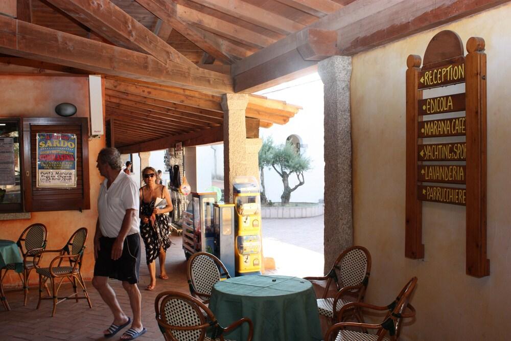 Aparthotel Le Corti Di Marinella