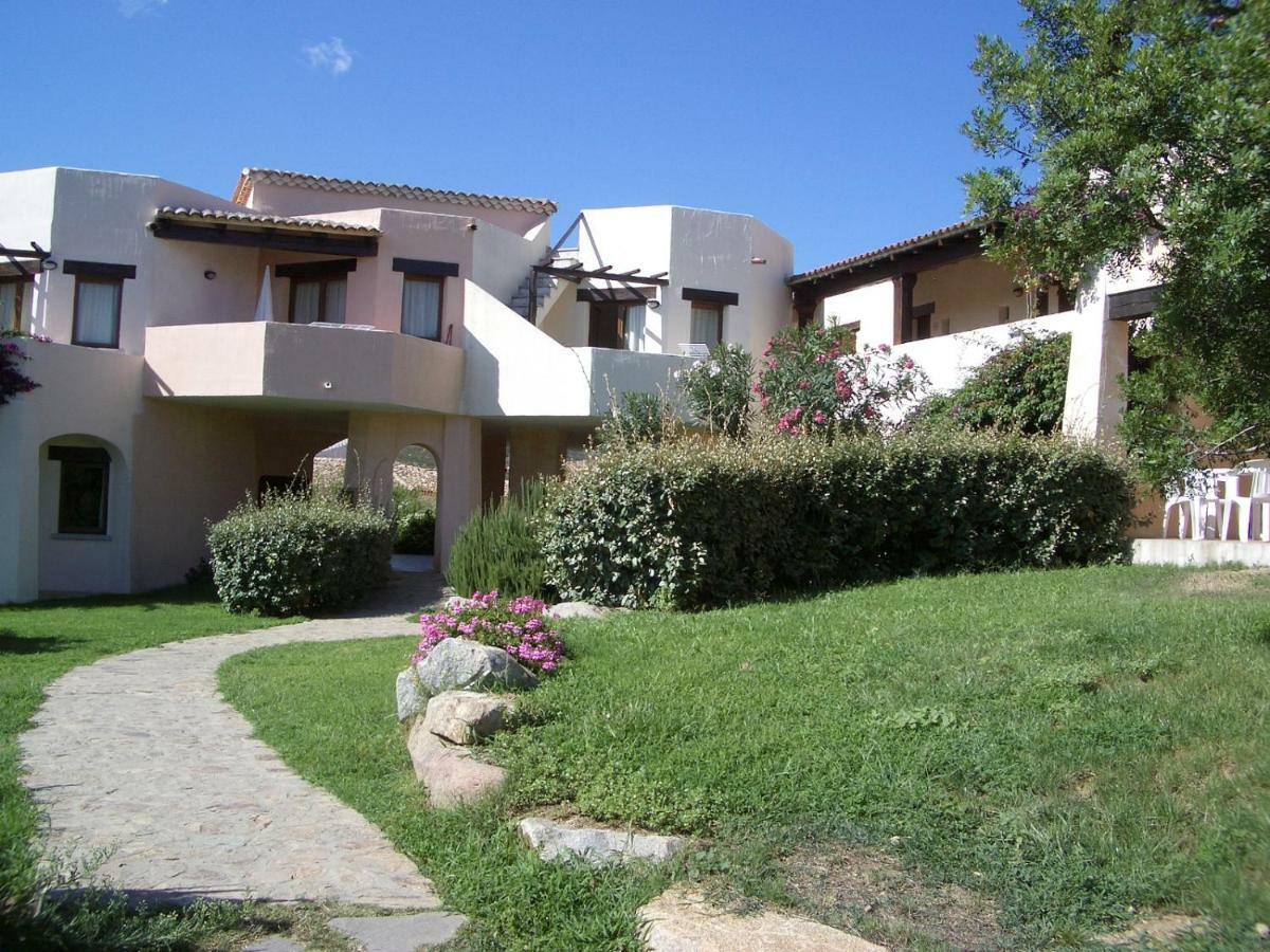Le Corti Di Marinella Aparthotel 3*